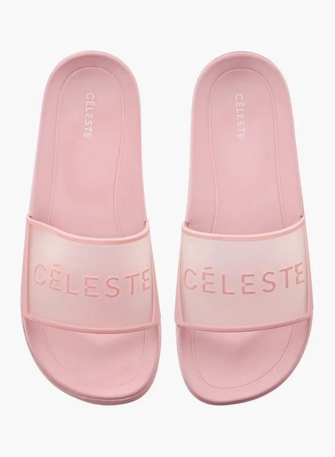 سيليست سلايدز نسائية بشعار مميز