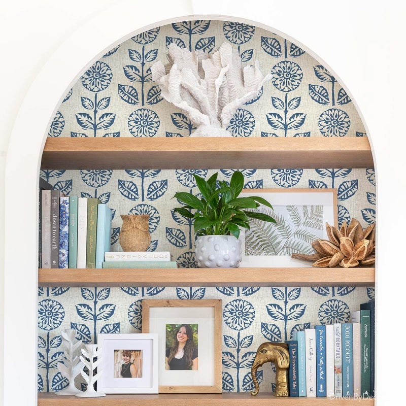 Wudnaye Blue Floral Peel and Stick Wallpaper Blue and White Contact Paper 17.7inÃ—118in Vintage Floral Self Adhesive Wallpaper Navy Removable Tulip Wall Paper Waterproof for Bathroom Farmhouse Decor - Image 5