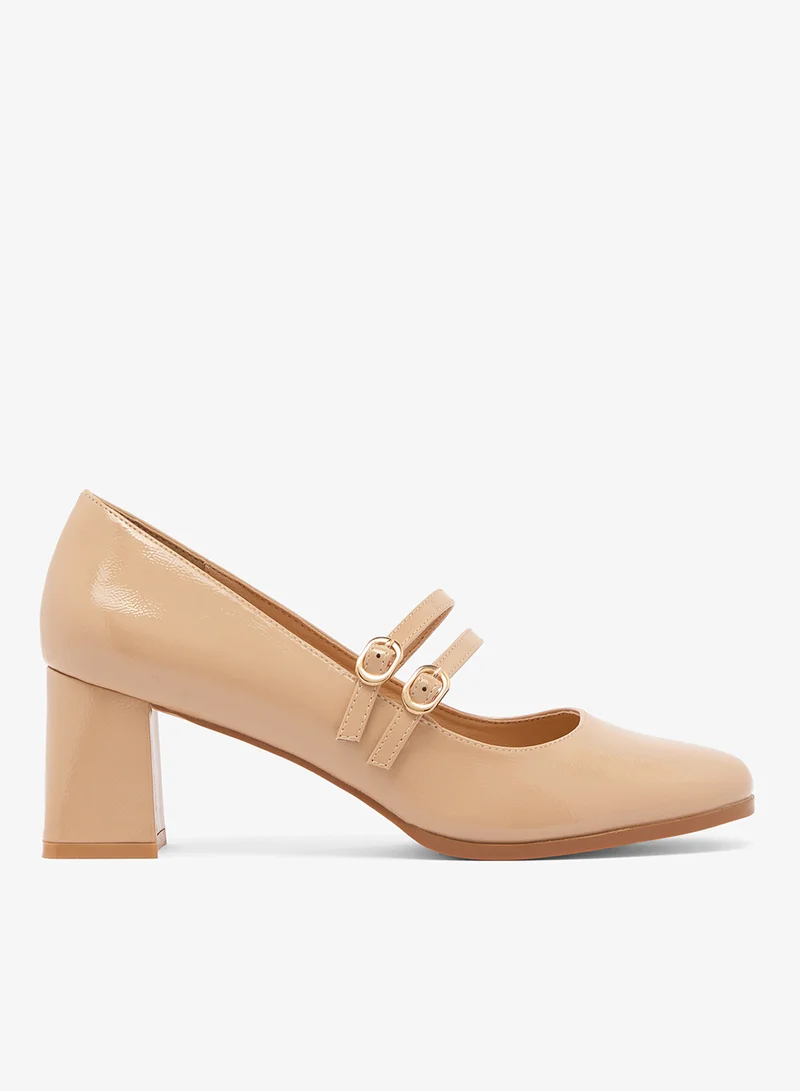 ترافل من نمشي حذاء بكعب متوسط مربع بتفاصيل حزام