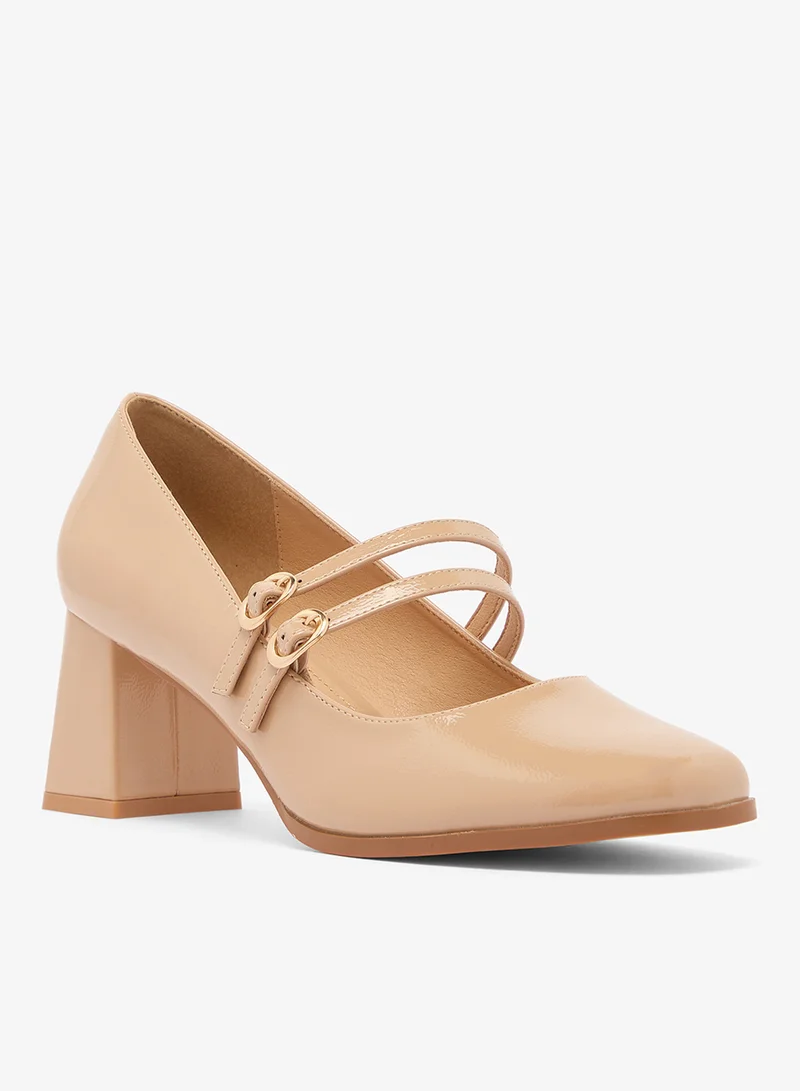 ترافل من نمشي حذاء بكعب متوسط مربع بتفاصيل حزام