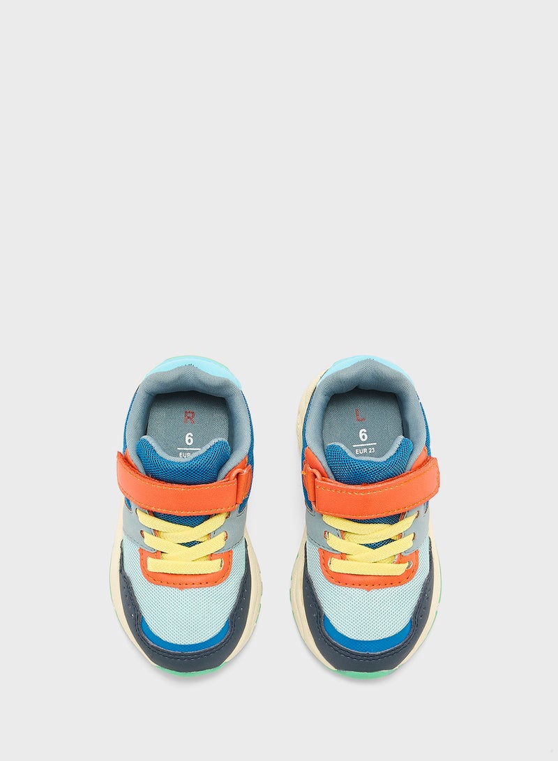 Marks & Spencer Kids' FreshfeetÃ¢â€žÂ¢ Colour Block Trainers (4 Small  - Image 4