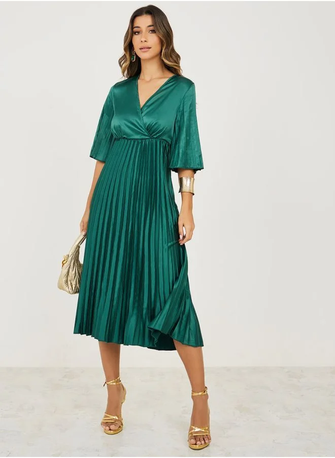 Styli 3/4 Sleeve Satin Pleated A-Line Midi Dress