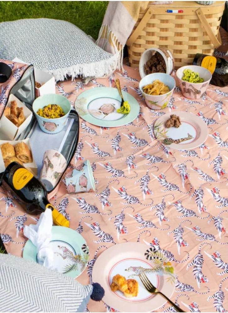 ايفون الين Yvonne Ellen Picnic Rug Tiger