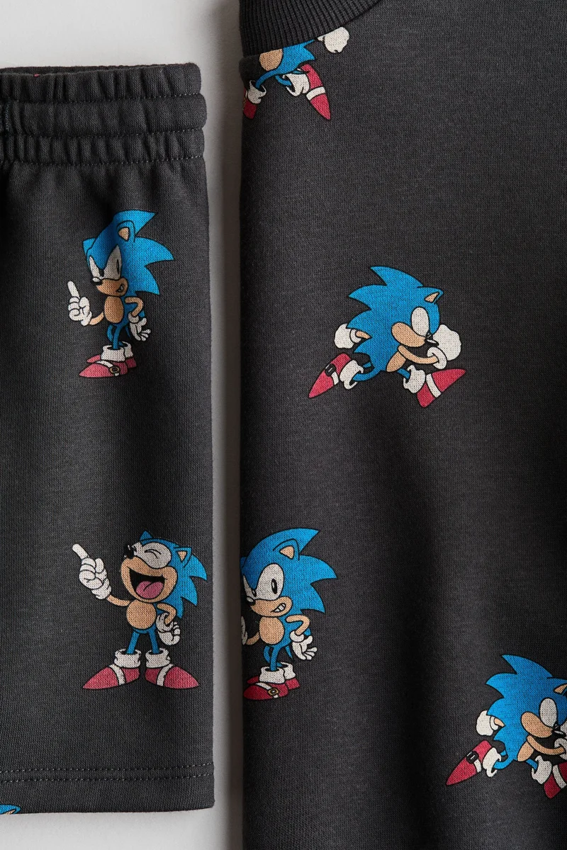 H&M 2-piece sweatshirt and shorts set