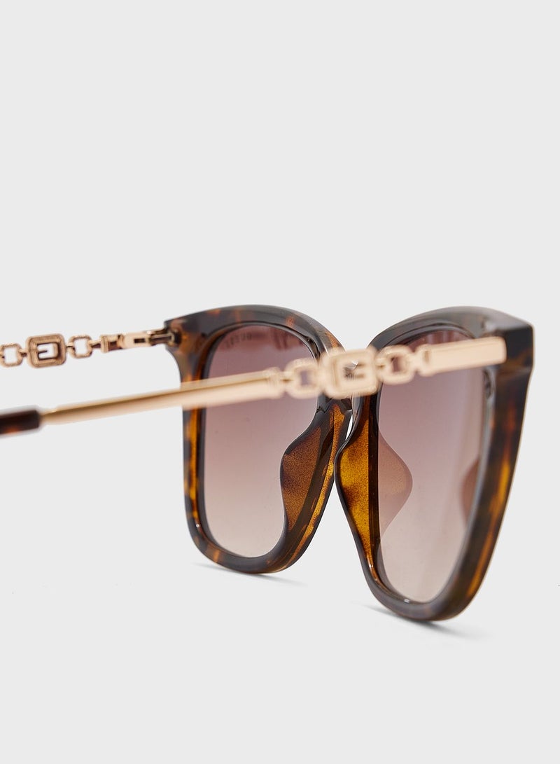 GUESS Injected Shaped Sunglasses - Image 3