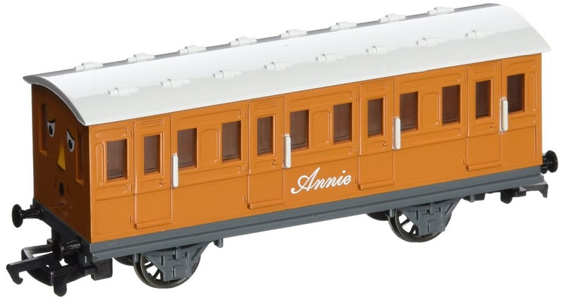 Bachmann Trains - THOMAS & FRIENDS ANNIE COACH - HO Scale - Image 1