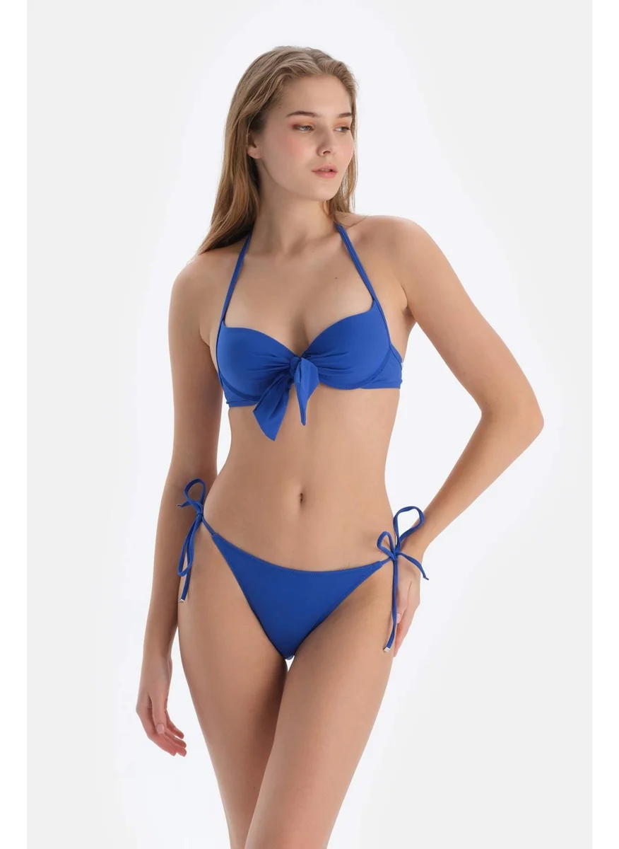 داجي Sax Spaghetti Bikini Bottom