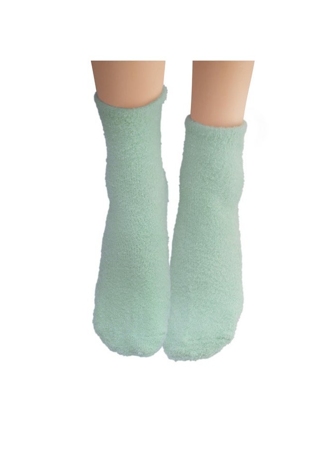 Earth Therapeutics Aloe Vera Socks - Infused W/Aloe Vera & Vitamin E - Helps Dry Feet, Calluses, Dead Skin - Use W/Lotion - Green/Confetti - 2 Pairs  - Image 4