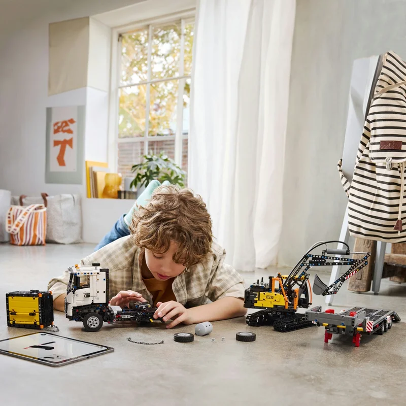 LEGO ® Technic Volvo FMX Truck and EC230 Electric Excavator 42175 - Creative Toy Building Set for Kids Ages 10 and Up (2274 Pieces)