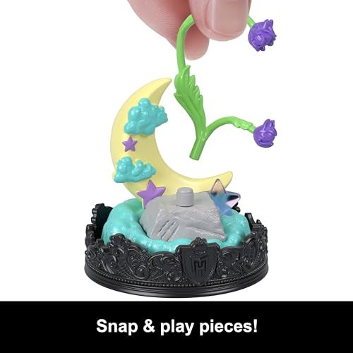 Monster High Pet Keychain with Animal Figures, Bell Jars with Snap and Play Themed Accessories, Buildable Terrariums for On-The-Go Display - Image 3
