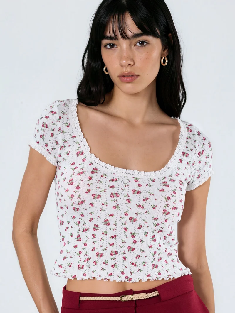 بوسيم BUSEM Floral U Collar Frilly Blouse