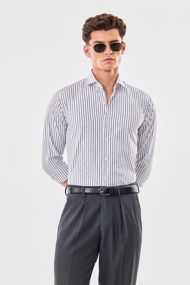 سنيتش قميص فاخر مخطط بقصة ضيقة