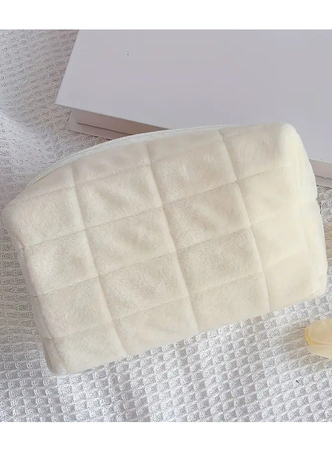 ORiTi حقيبة مكياج صغيرة بسحاب وحقيبة مستحضرات تجميل منقوشة ومنظم تخزين للسفر وحقيبة أدوات الزينة بسعة كبيرة - Image 2