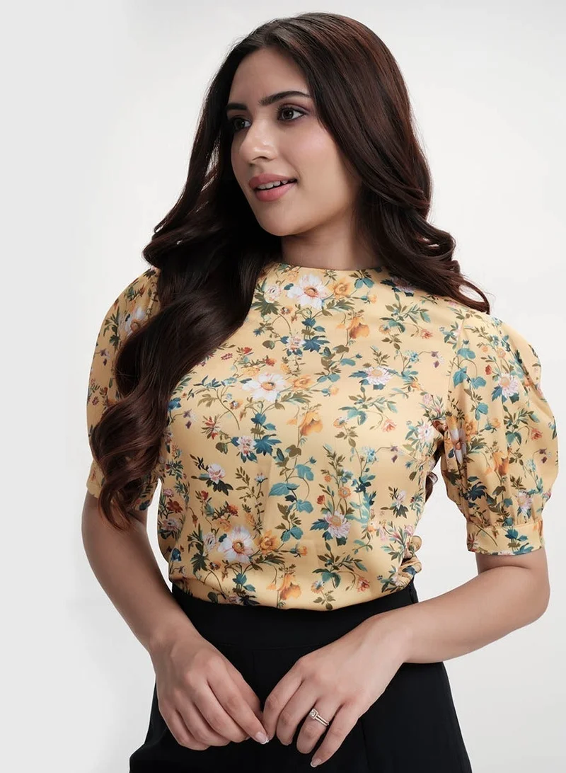 Zigzag Short Puffed Sleeve Printed Satin Top