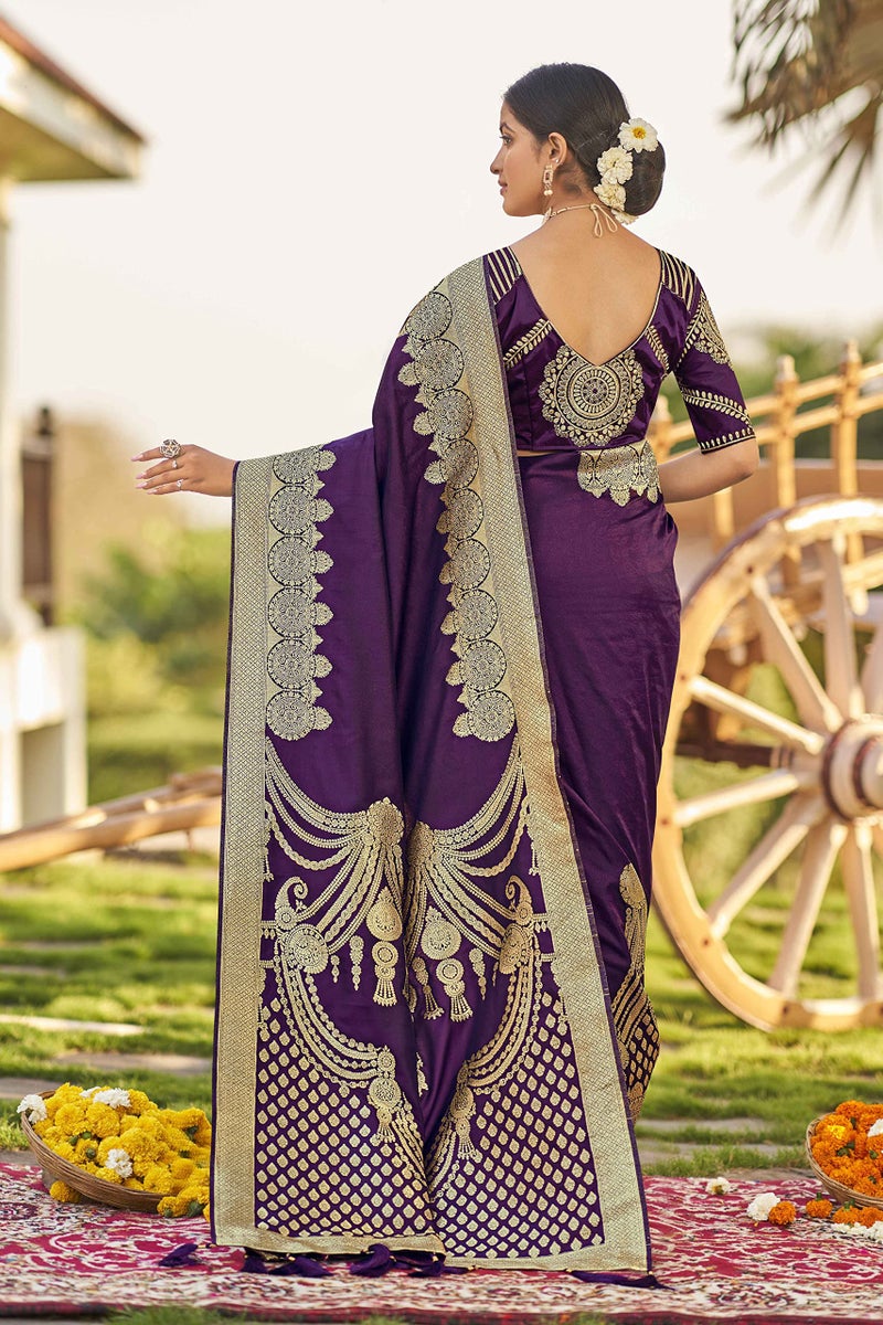 MANOHARI adorable woven pattern Banarasi Silk saree for women with Blouse Piece_MN1745 - Image 3
