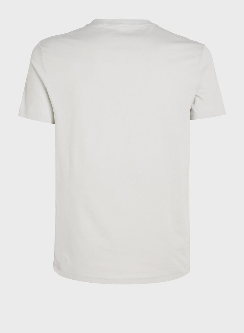 Calvin Klein Jeans Logo Crew Neck T-Shirt - Image 5
