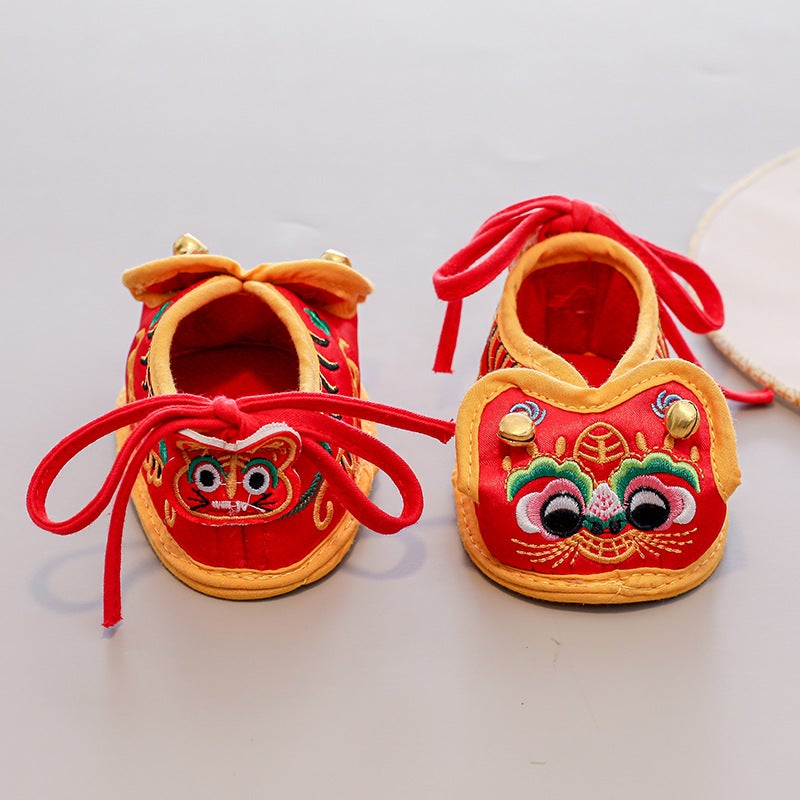 Tiger head shoes baby boys and girls 1 year old 100 days newborn handmade tiger head cloth shoes grab week shoes intangible heritage H01 orange red