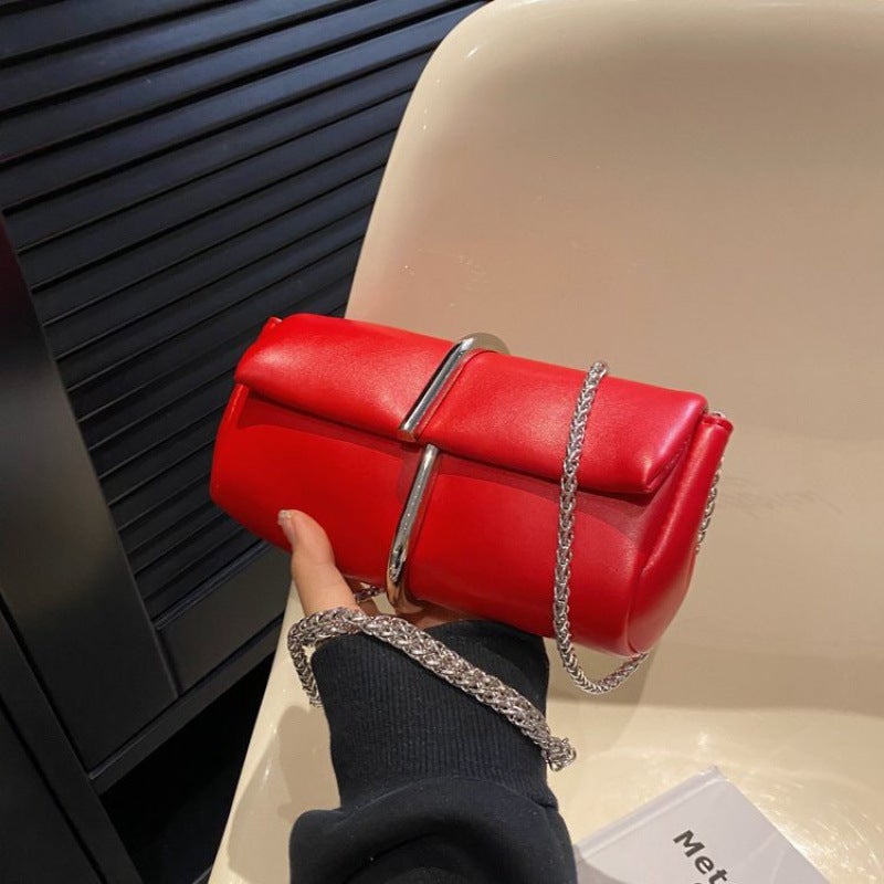 2025 Versatile French Chain White Bag Socialite Exquisite One-Shoulder Niche Underarm Snake Bone Crossbody Bag - Image 5