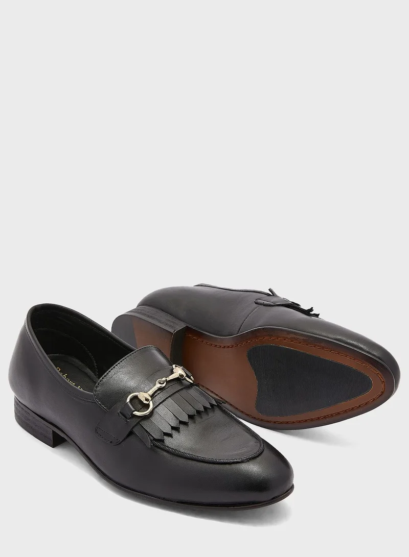 Robert Wood Genuine Leather Fringe Detail Slip Ons