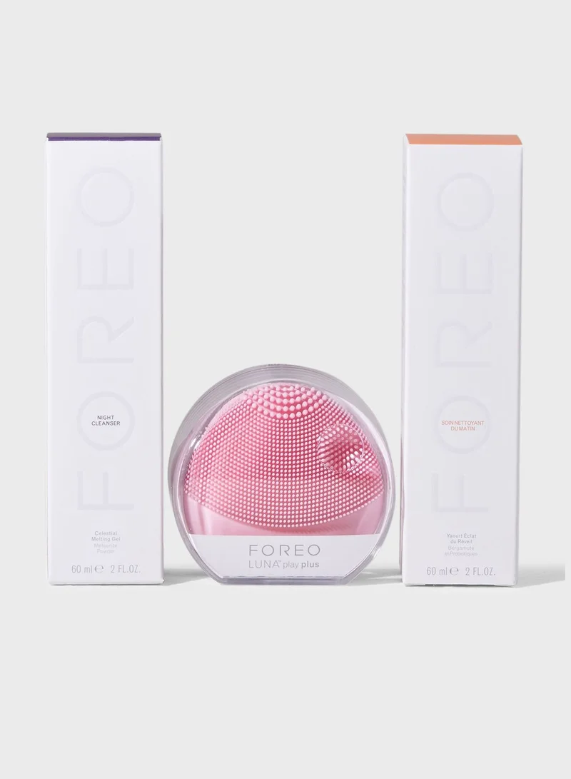 FOREO LUNA play plus bundle worth 420 AED/SAR