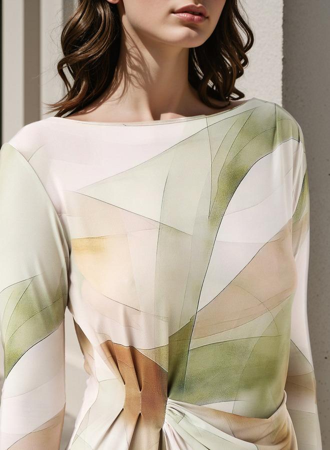 ايكونيك فستان بطبعة أيقونية شاملة مع تفاصيل درابيه - Image 4