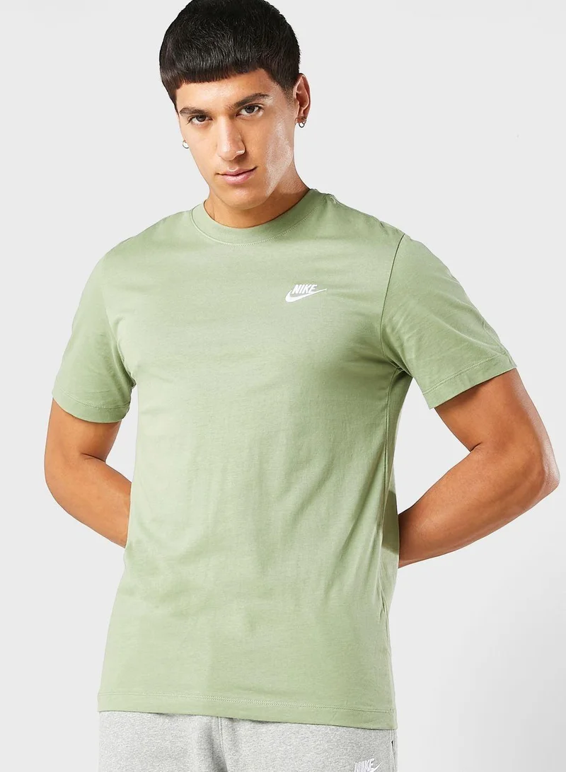Nike Men's Sportswear Club T-Shirt