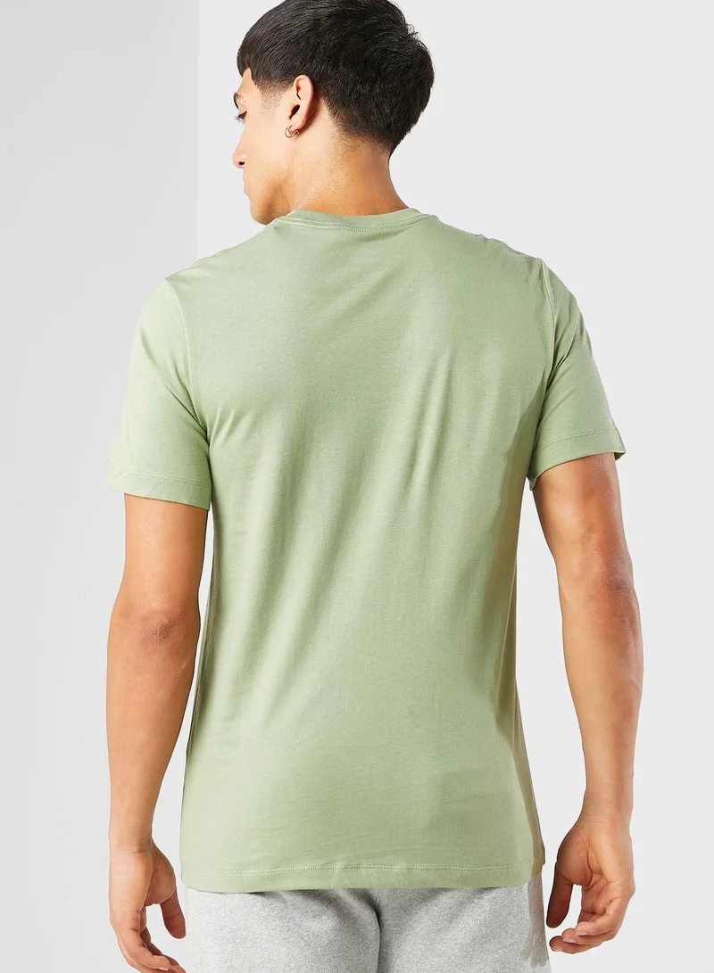Nike Men's Sportswear Club T-Shirt