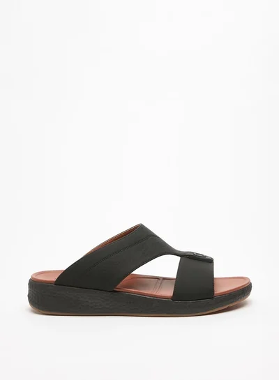 لو كونفورت Men's Textured Slip-On Arabic Sandals
