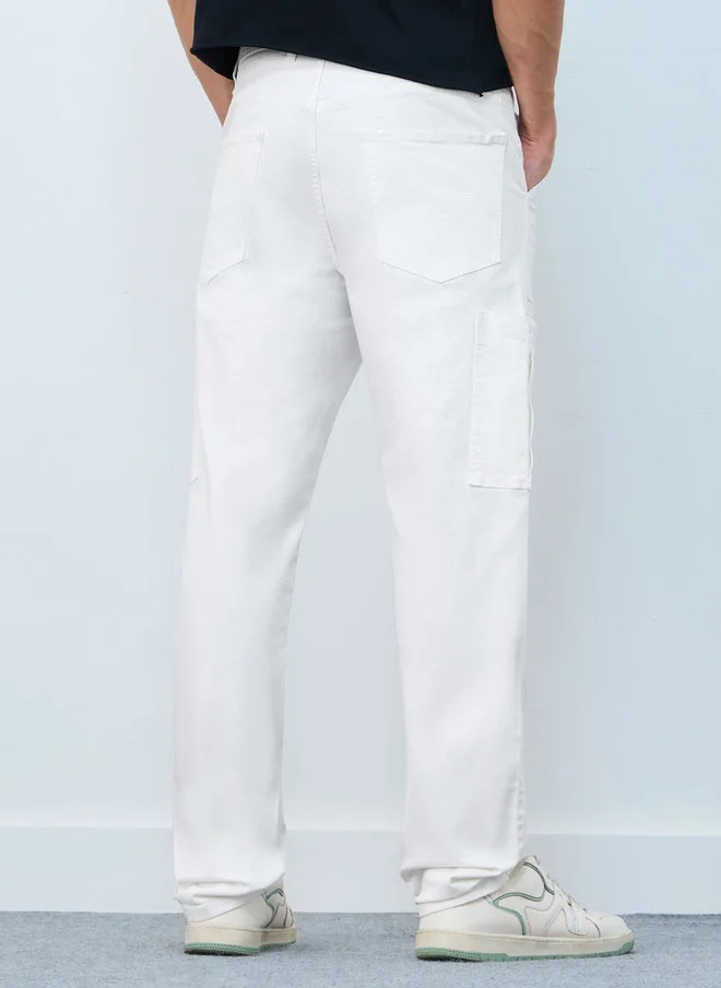 The Souled Store  The Souled Store Men Solid White Straight Fit Cargo Jeans  | Best Price UAE