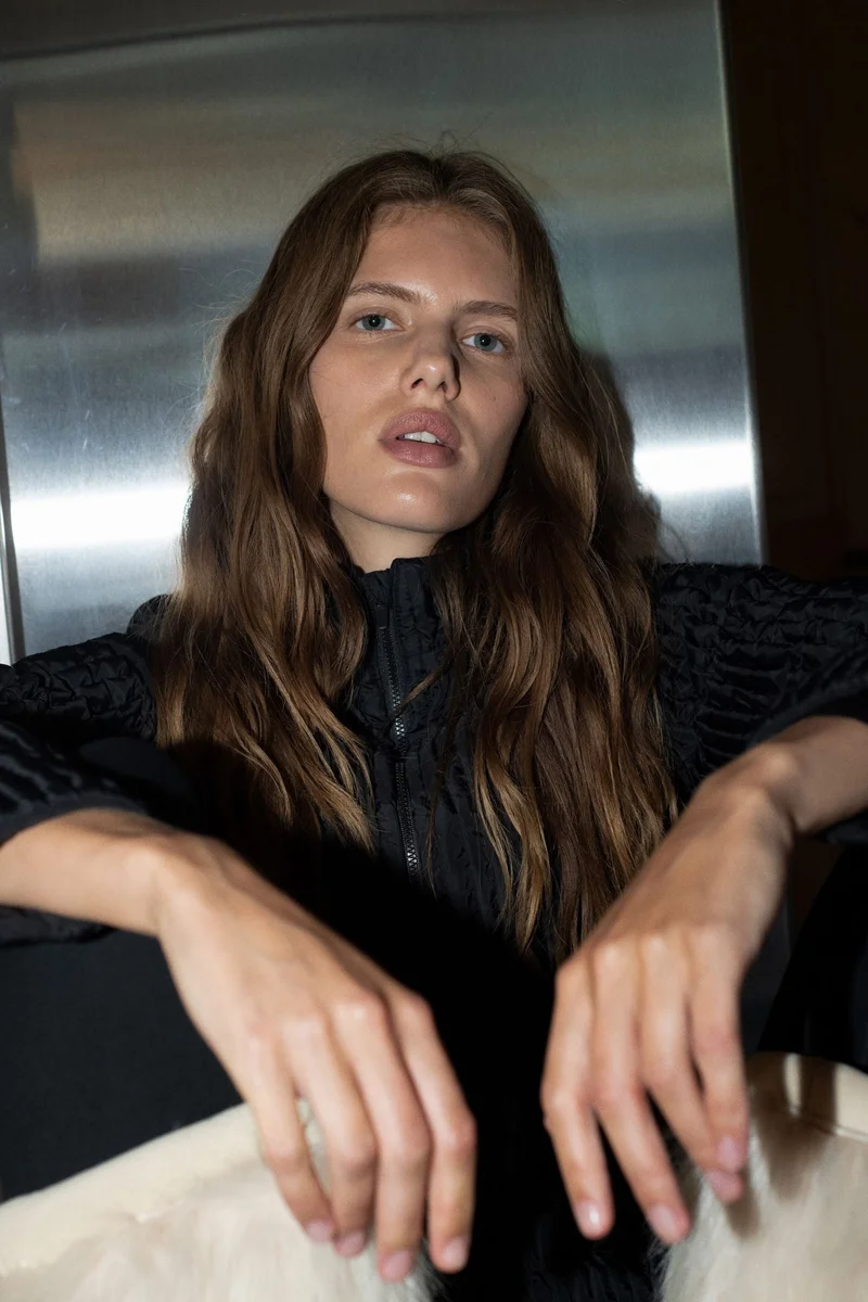 اتش اند ام جاكيت مبطن من نسيج ثيرمو موف