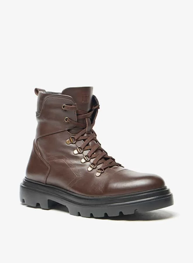 دوتشيني Men's Textured Boots with Zip Closure