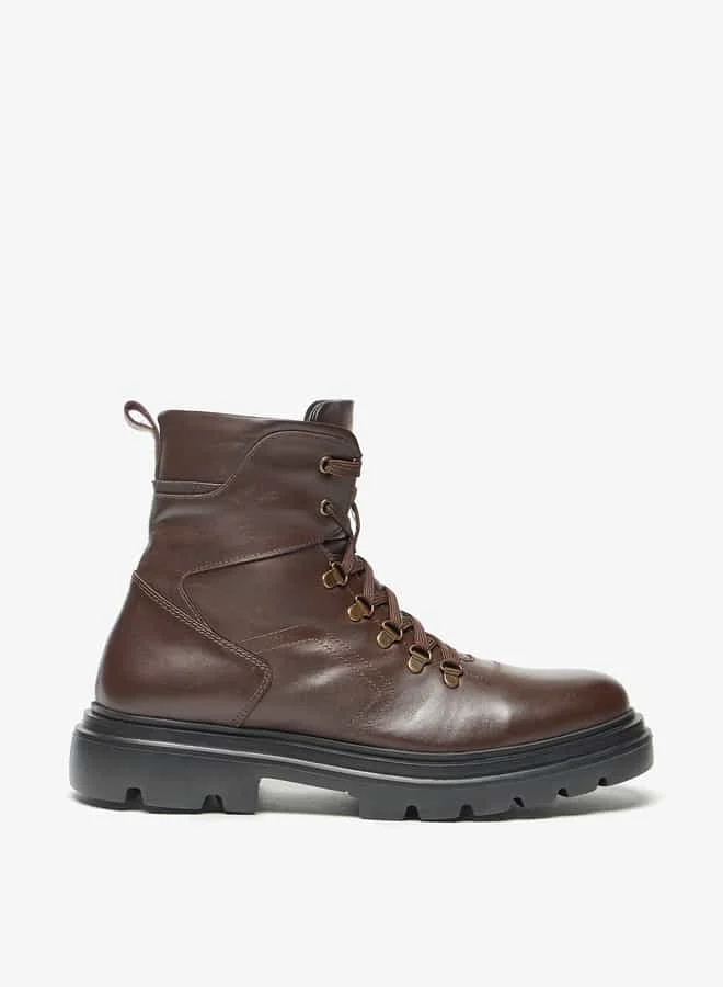 دوتشيني Men's Textured Boots with Zip Closure