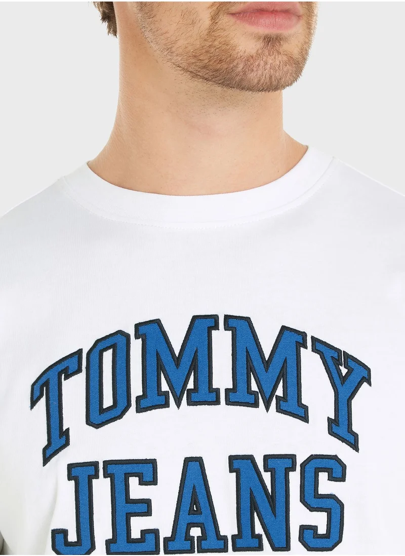 TOMMY JEANS Graphic Crew Neck T-Shirt