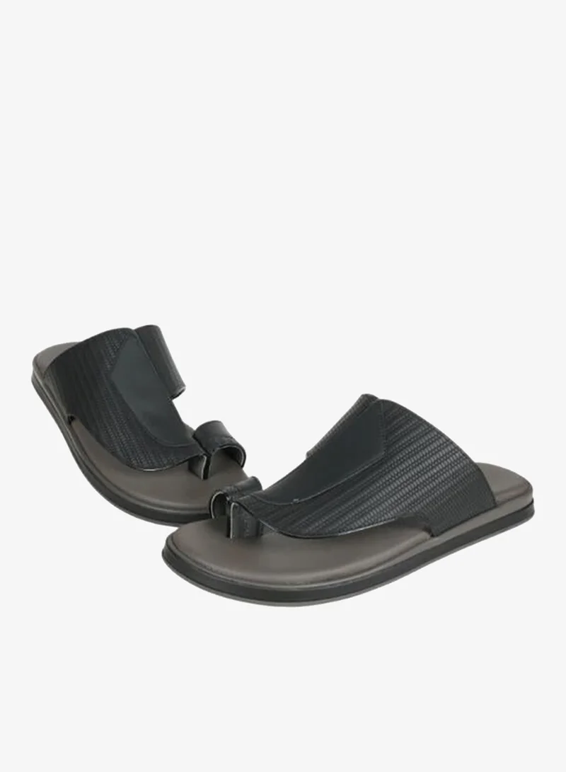 Barjeel Uno Black 008-3870 Barjeel Uno Mens Finger Grip Casual Sandals BOM5-03 Black for Men | Best Price UAE