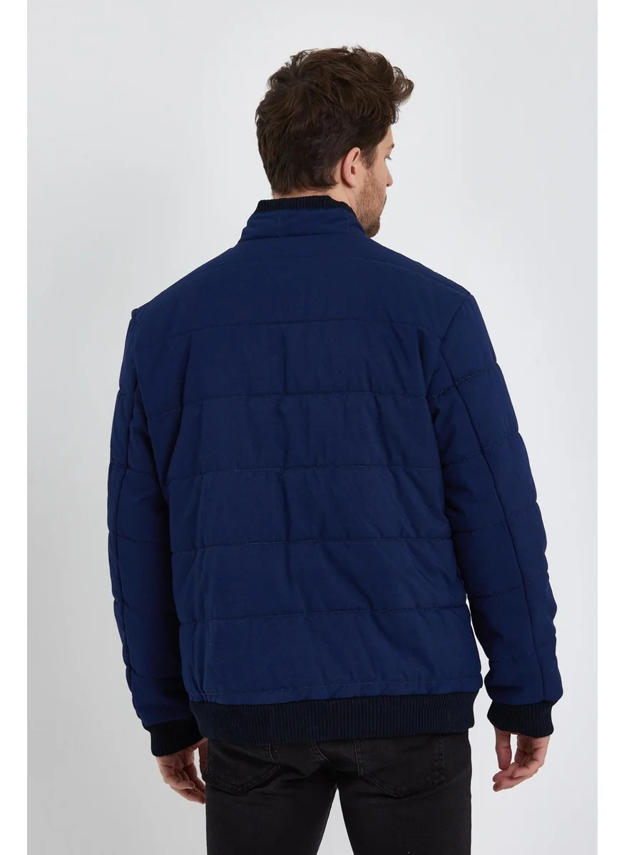 الكسندر جاردي Stand Collar Quilted Coat (E22-62400)