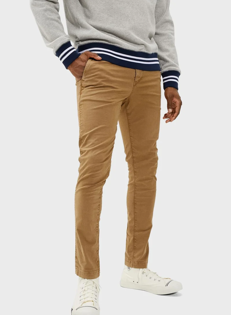American Eagle Essential Slim Fit Chinos