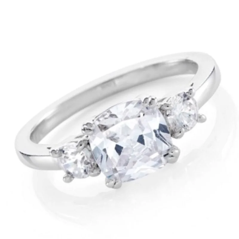 BUCKLEY LONDON BUCKLEY LONDON THE CARAT COLLECTION - CLEAR MEGHAN SPARKLE RING
