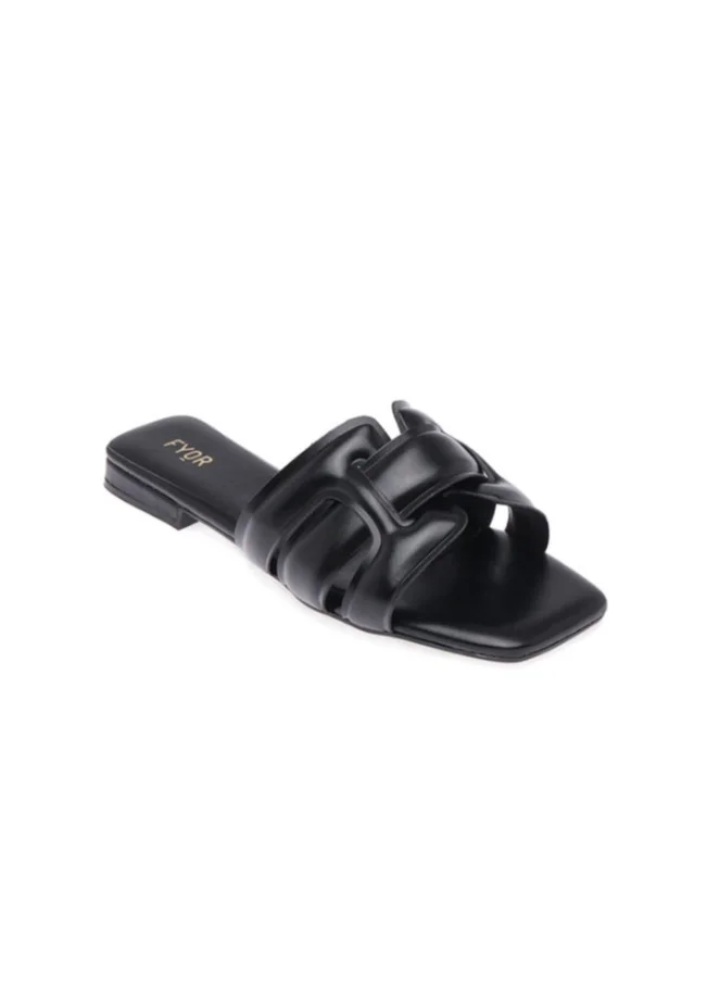 فايور Trendy Flat Sandal