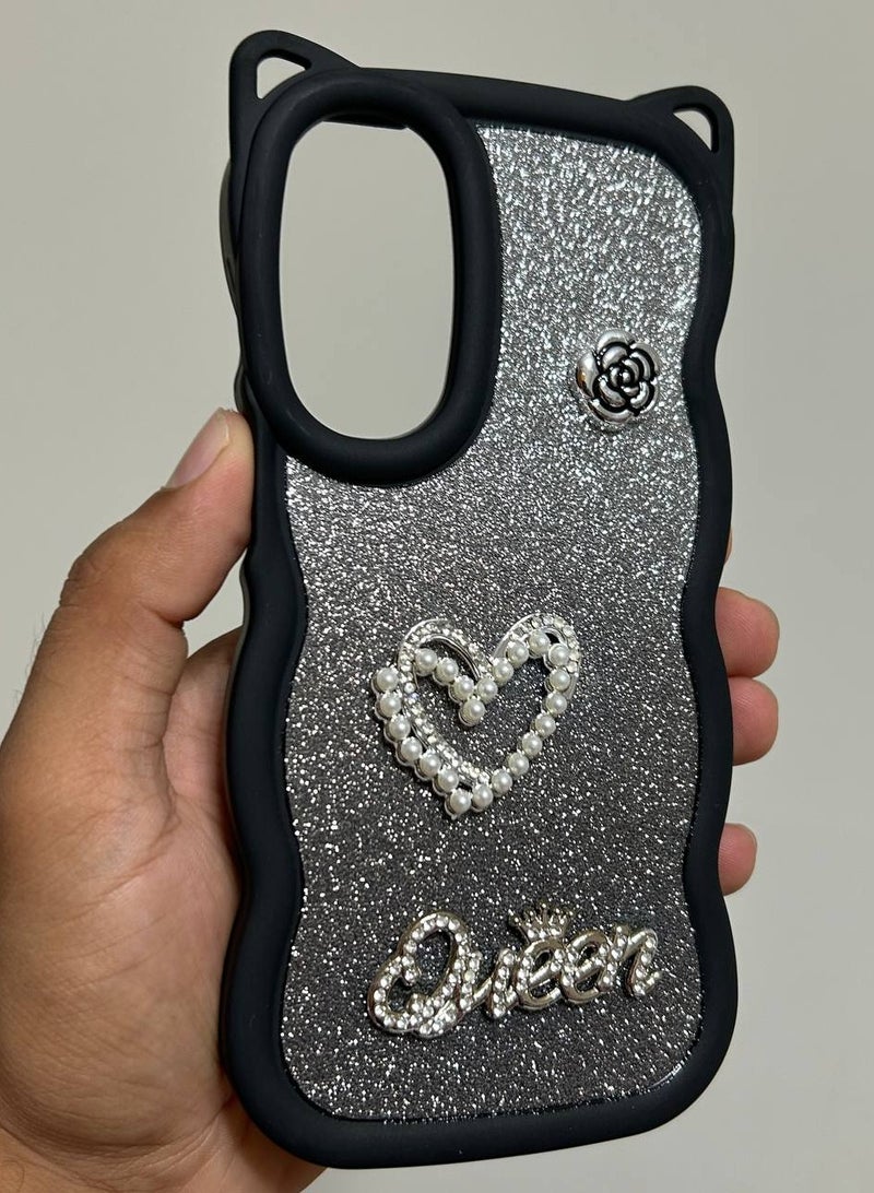 Heart-shaped back cover with the word Queen on it, compatible with Samsung A16 - Image 1