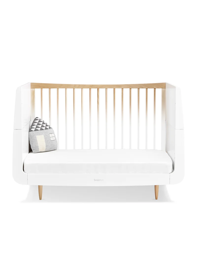 سنوز Kot Skandi Cot Bed For Infant And Baby/Kids/Toddler, Easily Convert To Toddler Bed, Made of Sustainably Sourced Wood, Suitable From 0 To 10 Years (W72 X L133Cm X H89Cm) - Natural