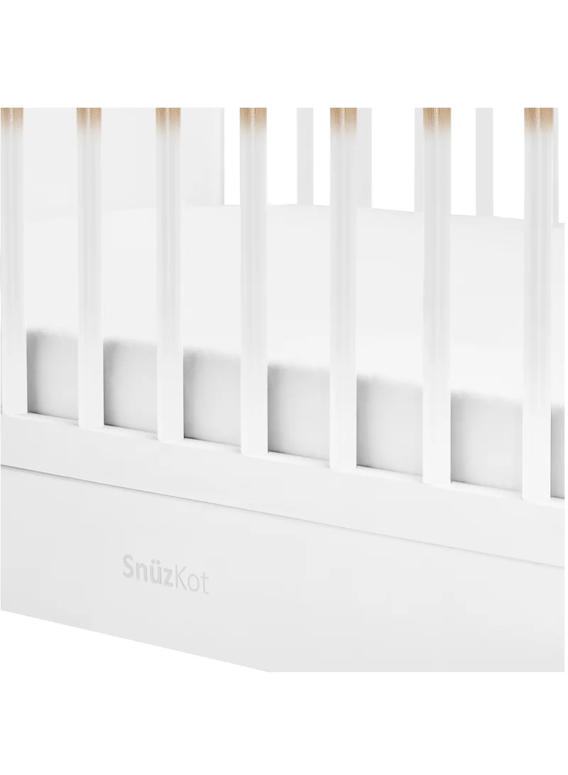 سنوز Kot Skandi Cot Bed For Infant And Baby/Kids/Toddler, Easily Convert To Toddler Bed, Made of Sustainably Sourced Wood, Suitable From 0 To 10 Years (W72 X L133Cm X H89Cm) - Natural