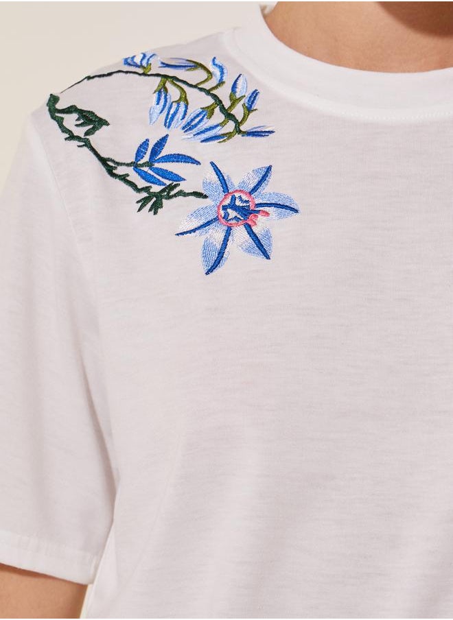 Take Two Round Neck Floral Embroidered Detail T-shirt  - Image 3