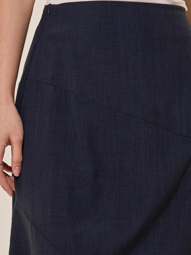 Styli Styli Plain Side Zipper A-Line Midi Skirt