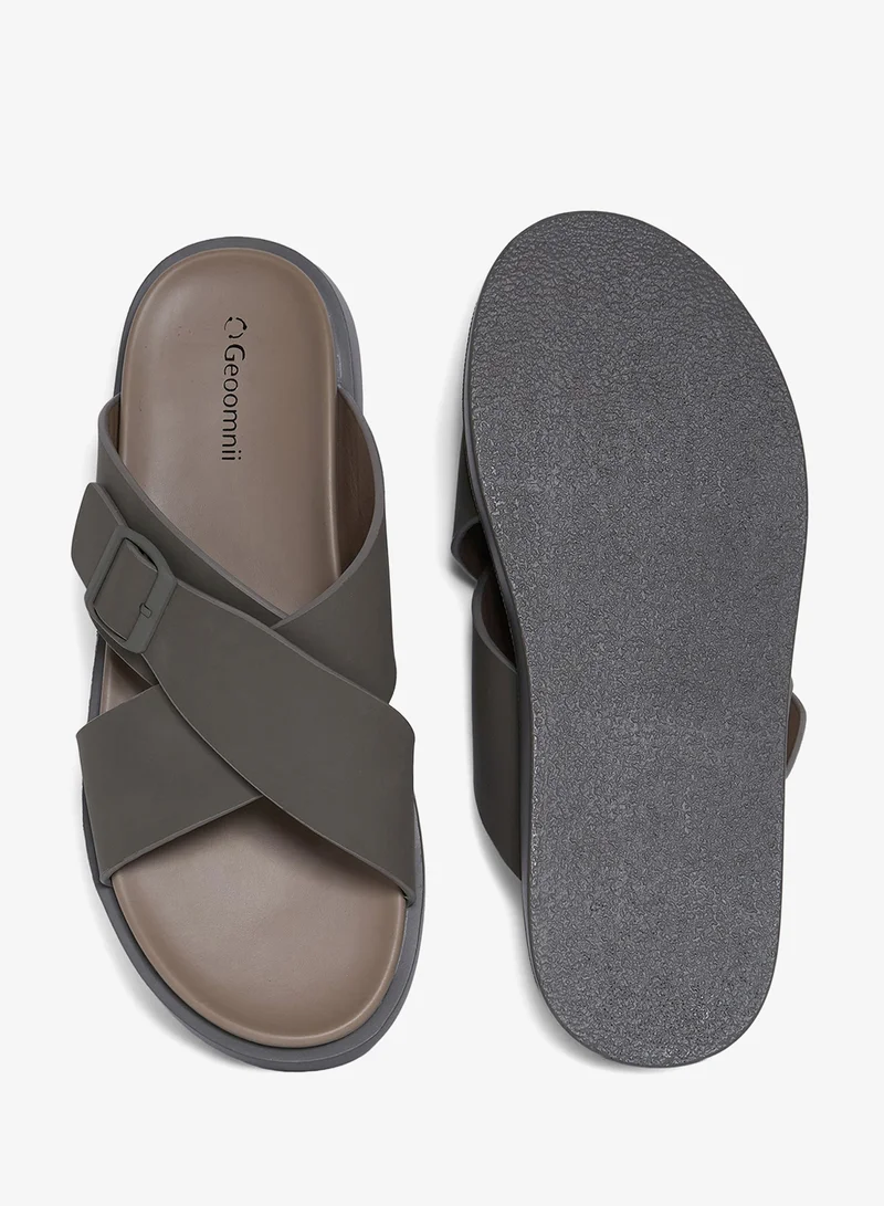 Geoomnii GREEN Geoomnii Men’s Arabic Sandals – Comfortable Casual Leather Slide Sandals for Everyday Wear for Men | Best Price UAE