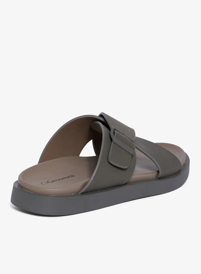 Geoomnii GREEN Geoomnii Men’s Arabic Sandals – Comfortable Casual Leather Slide Sandals for Everyday Wear for Men | Best Price UAE