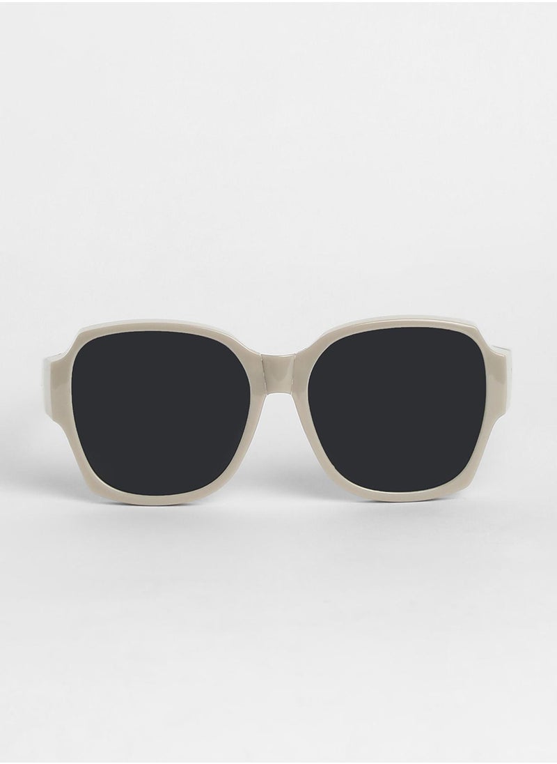 Haute Sauce Foldable Oversized Sunglasses - Grey  - Image 4