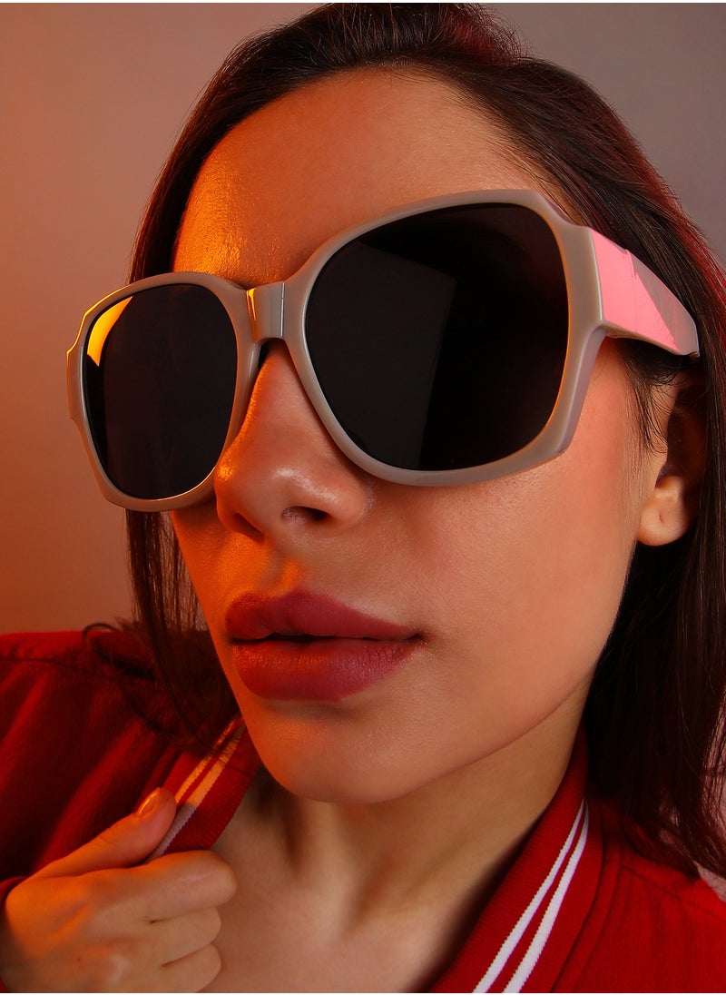 Haute Sauce Haute Sauce Unisex Foldable Oversized Sunglasses For Casual Wear | One-Size | Grey Polycarbonate Frame | Black Polarized Lens | Full Rim | Eyewear For Woman & Girls  - Image 3