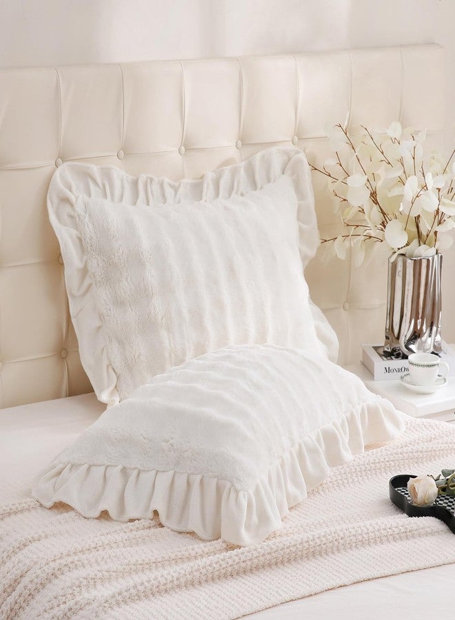 Bedbay أغطية وسائد مخملية بيضاء من الفرو الصناعي من Bedbay، أغطية وسائد قياسية مكشكشة، أغطية وسائد ناعمة ورقيقة، طقم أغطية وسائد كوين لشخصين، أغطية وسائد من فرو الأرانب، أغطية وسائد فقاعية للفتيات والمراهقات والبالغات - أبيض، كوين - Image 3
