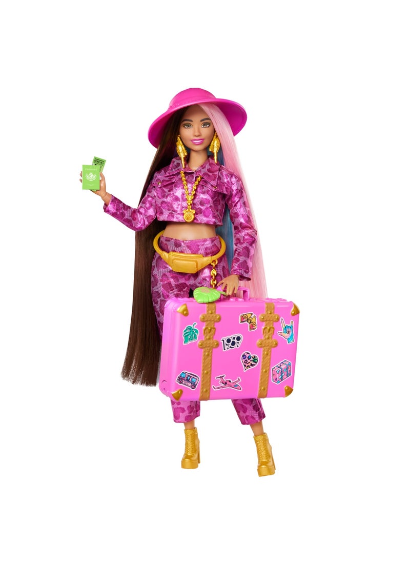Barbie - Extra Fly Themed Doll - Safari - Image 1