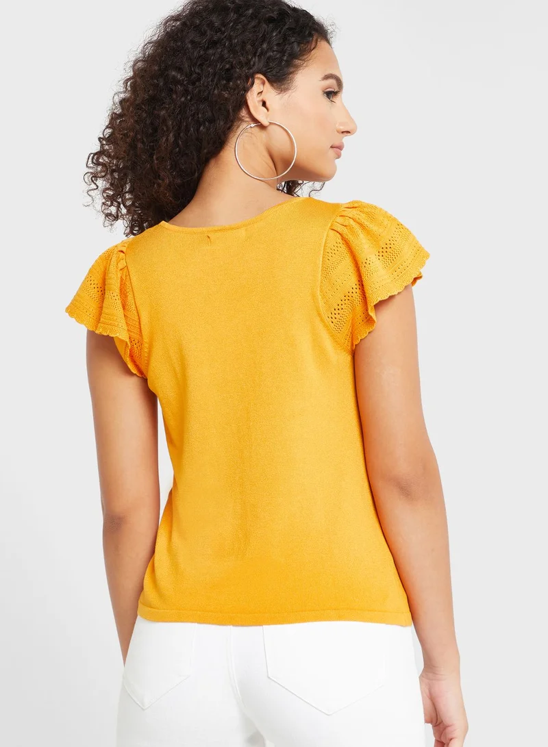 Jacqueline de Yong Round Neck Lettuce Sleeve Top